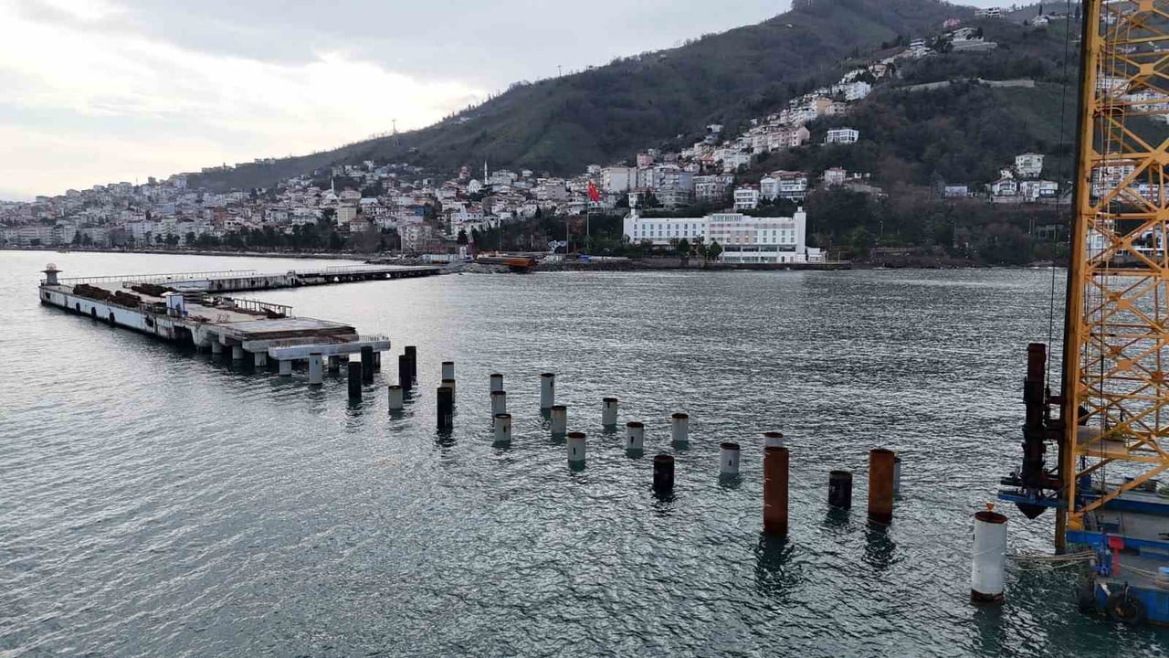 1960’LI YILLARDAN BU YANA YOLCU VE YÜK TAŞIMACILIĞINDA ÖNEMLİ BİR GÖREV ÜSTLENEN, 2017 YILINDA...