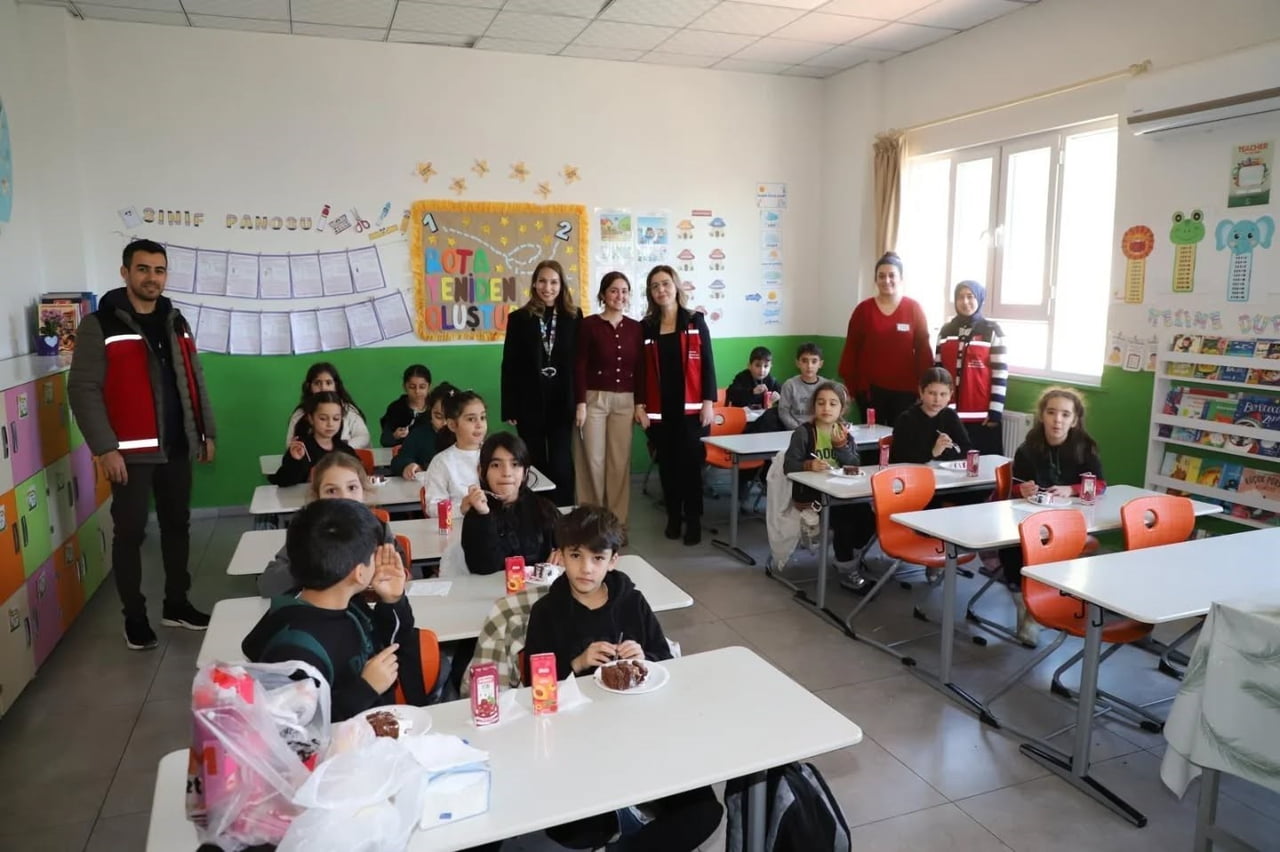 2018 YILINDA AFRİN’DE ŞEHİT OLAN PİYADE UZMAN ÇAVUŞ ŞAHİN KAYA’NIN KIZI AFRA KAYA İÇİN ADIYAMAN’DA...