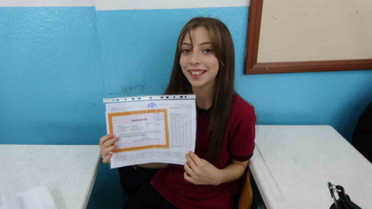 2025-2026 EĞİTİM ÖĞRETİM YILININ BİRİNCİ DÖNEMİ, KARNELERİN DAĞITILMASIYLA GERİDE...