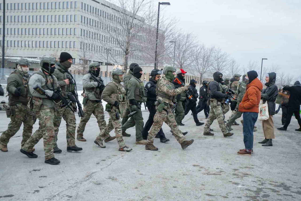 ABD İÇ GÜVENLİK BAKANI KRİSTİ NOEM, "MİNNEAPOLİS KENTİNDE GÖREV YAPAN GÖÇMENLİK VE GÜMRÜK MUHAFAZA...