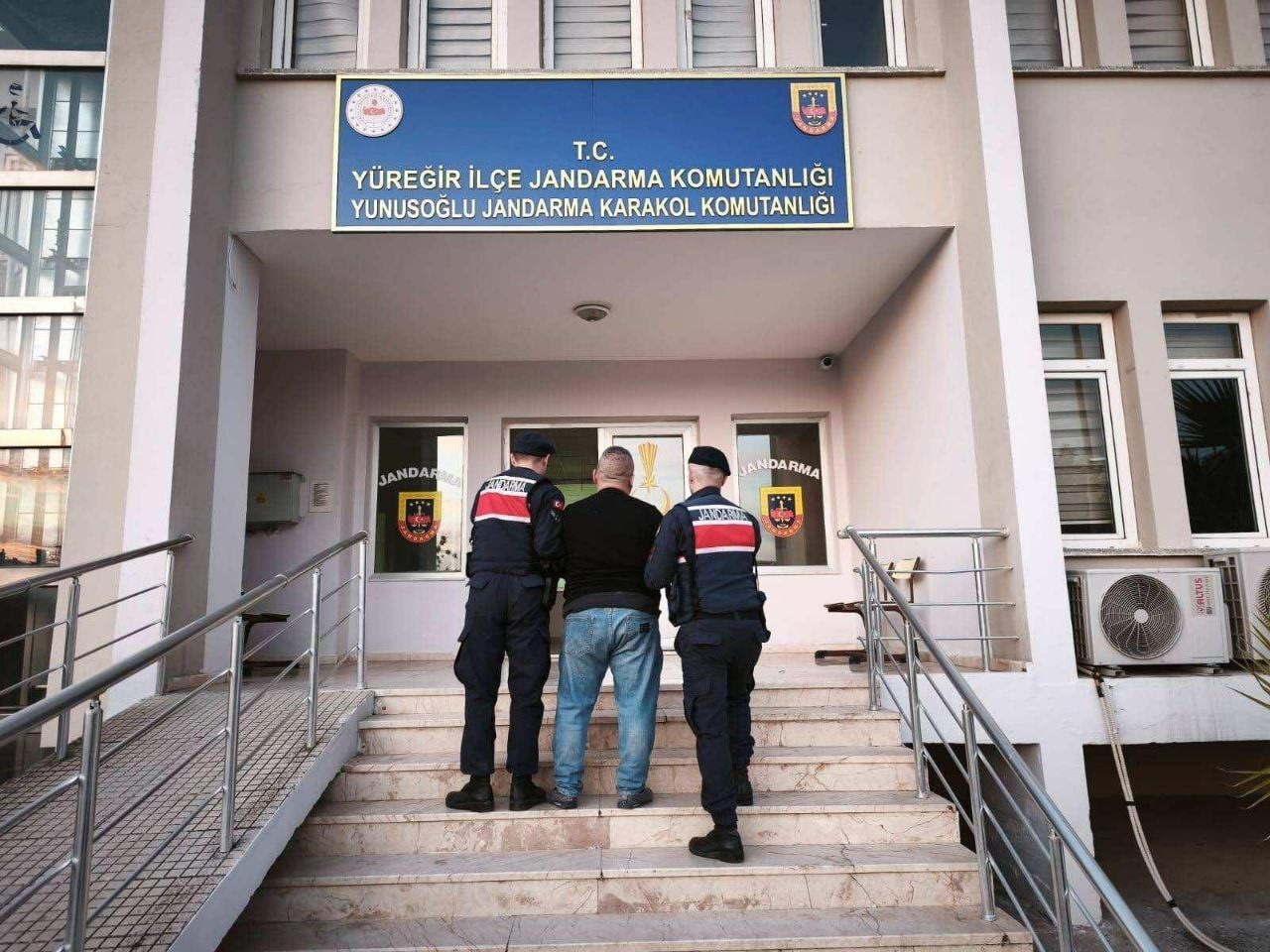 ADANA İL JANDARMA KOMUTANLIĞI’NA BAĞLI YÜREĞİR İLÇE JANDARMA KOMUTANLIĞI EKİPLERİ "KASTEN ÖLDÜRME"...