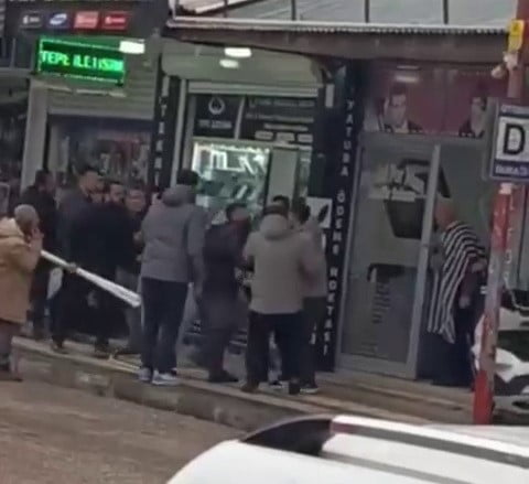 ADIYAMAN'IN KAHTA İLÇESİNDE İKİ GRUP ARASINDA ÇIKAN SİLAHLI VE BIÇAKLI KAVGADA 5 KİŞİ...