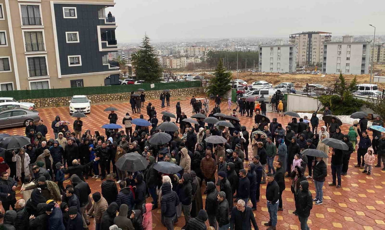 ADIYAMAN DOĞA KOLEJİ TARAFINDAN DÜZENLENEN BURSLULUK SINAVI, OLUMSUZ HAVA KOŞULLARINA RAĞMEN YOĞUN...