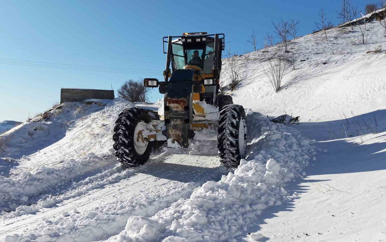 ADIYAMAN İL GENEL MECLİS BAŞKANI MEHMET CAN ERDOĞAN, İL GENELİNDE ETKİLİ OLAN YOĞUN KAR YAĞIŞI VE...
