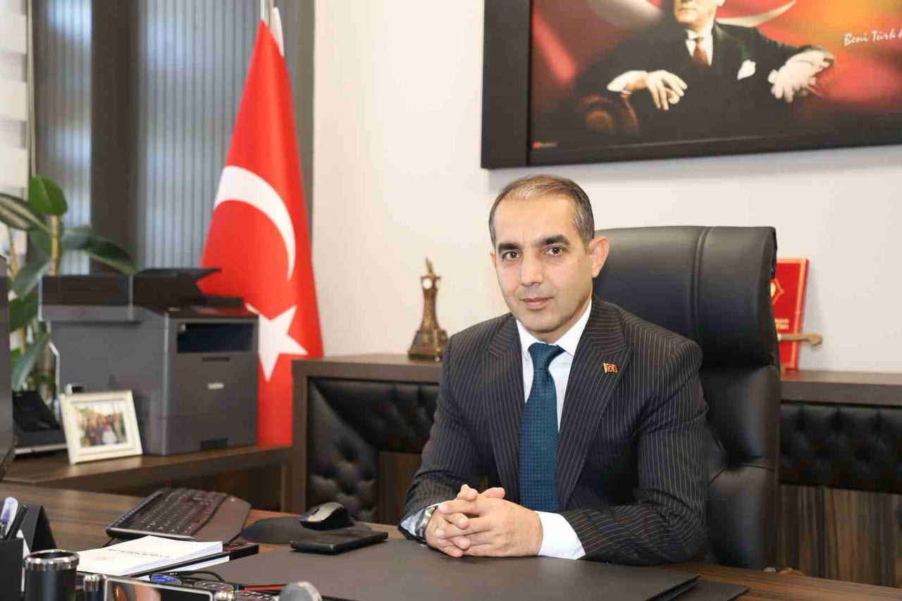 ADIYAMAN İL SAĞLIK MÜDÜRÜ PROF. DR. MEHMET ŞİRİK, TÜBERKÜLOZUN BULAŞICI YAPISI, YAYGINLIĞI VE...