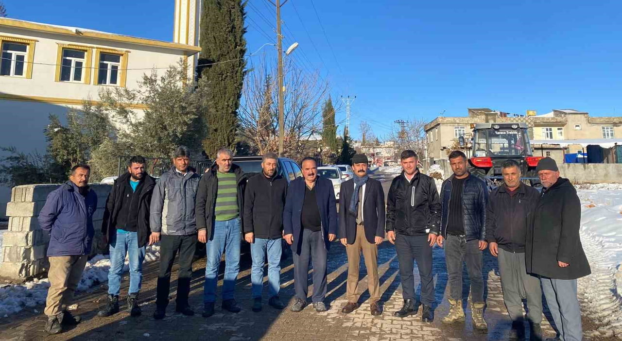 ADIYAMAN’IN BESNİ KAYMAKAMI AHMET OĞUZ ASLAN, İLÇE MERKEZİNE BAĞLI ATMALI KÖYÜ’NÜ ZİYARET EDEREK...