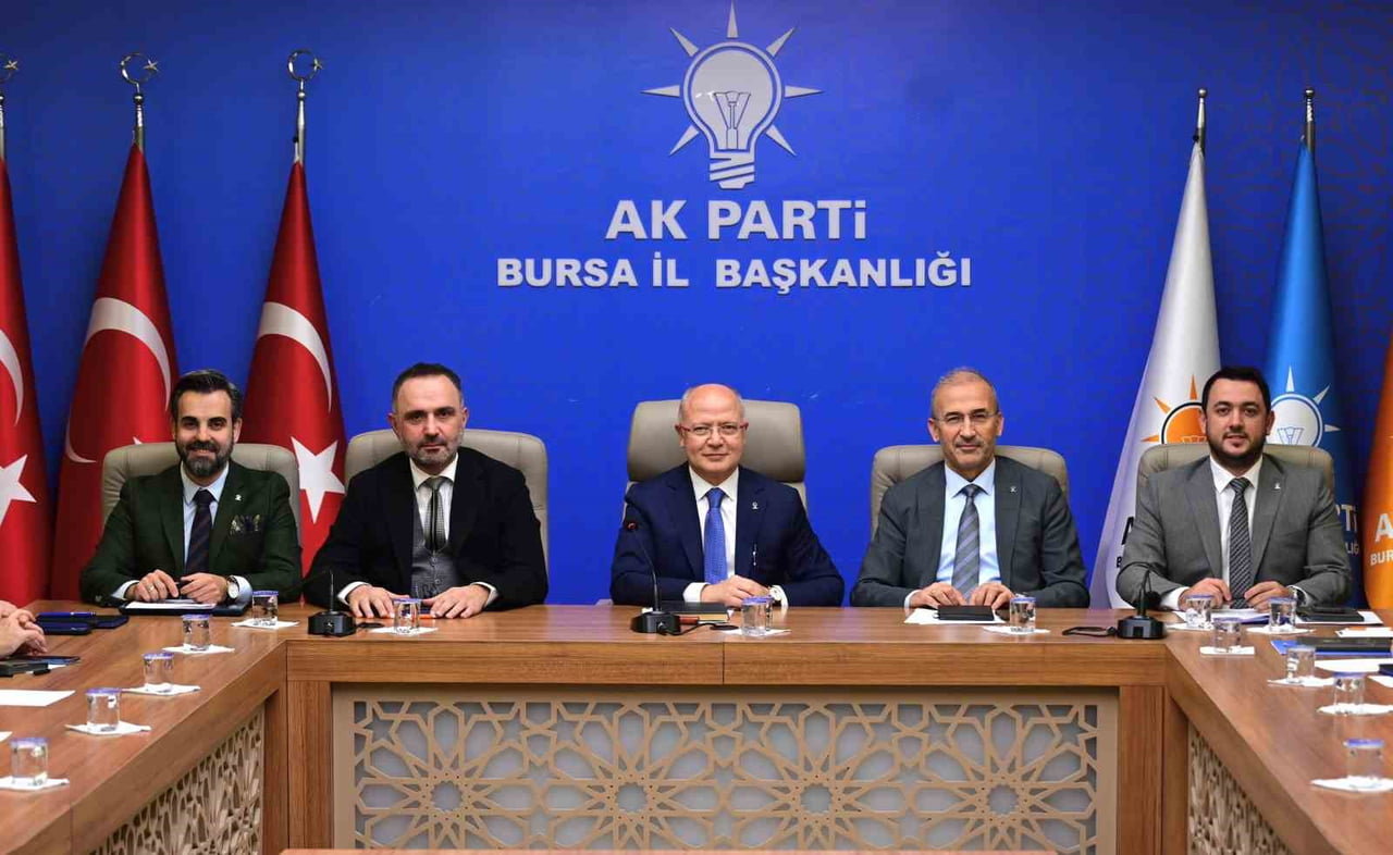 AK PARTİ BURSA İL BAŞKANI DAVUT GÜRKAN, YARGITAY BAŞKANLIĞI'NCA 2 OCAK'TA AÇIKLANAN VE TÜRKİYE'DE...