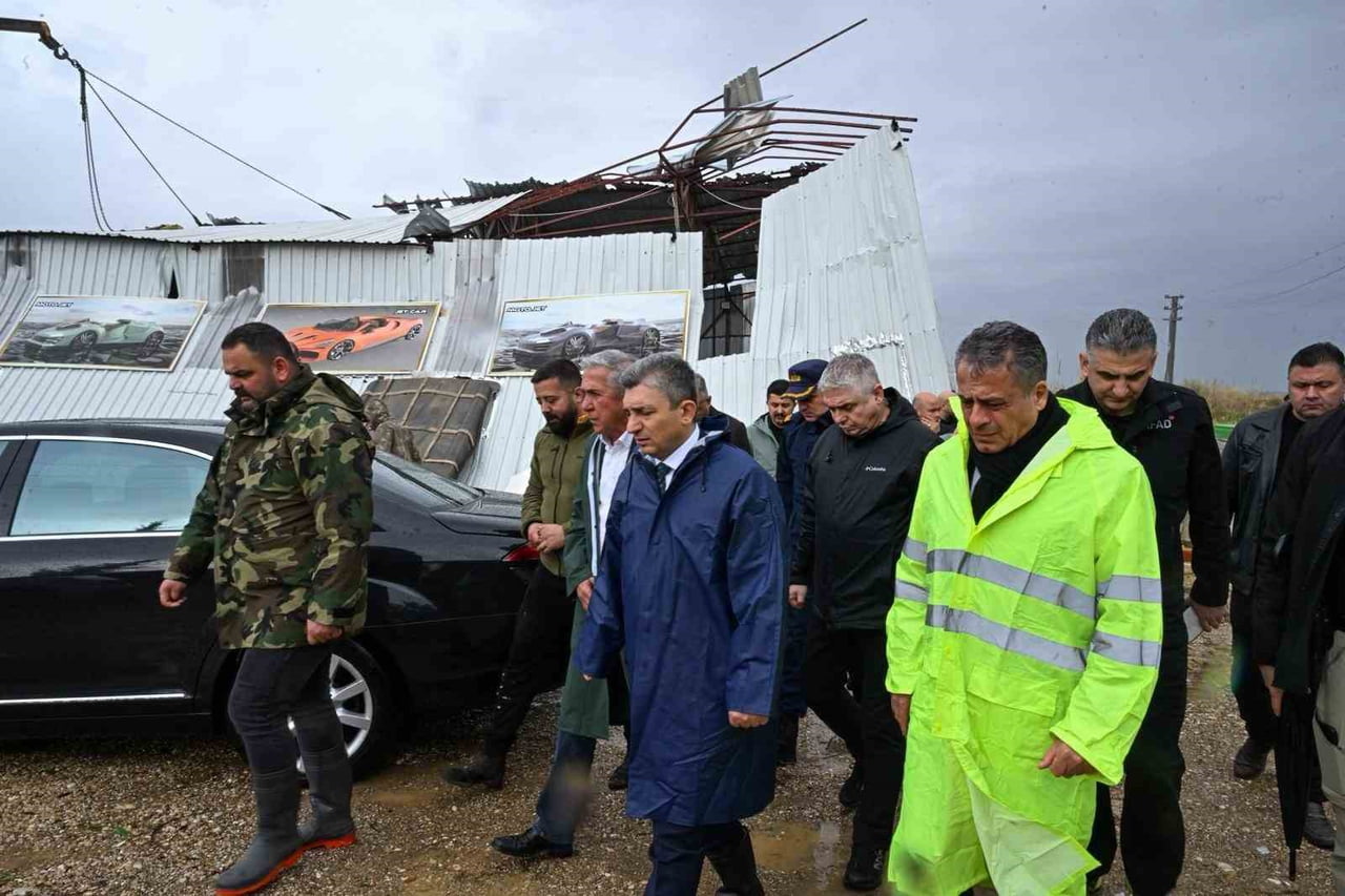 AKSU İLÇESİNE BAĞLI KUMKÖY VE KUNDU MAHALLELERİNİ ZİYARET EDEN ANTALYA VALİSİ HULUSİ ŞAHİN, AŞIRI...