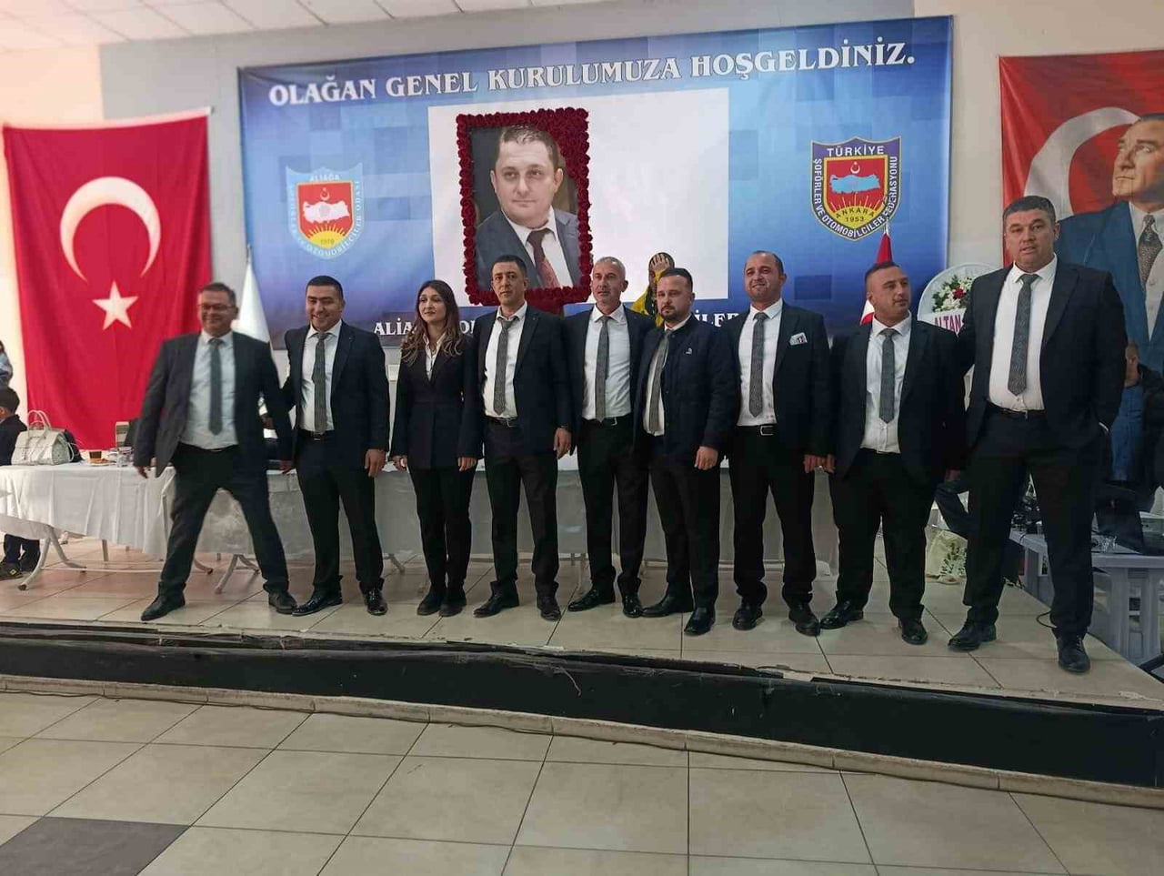 ALİAĞA ŞOFÖRLER VE OTOMOBİLCİLER ESNAF ODASI'NDA SEYHAN ÖZ BAŞKAN SEÇİLDİ