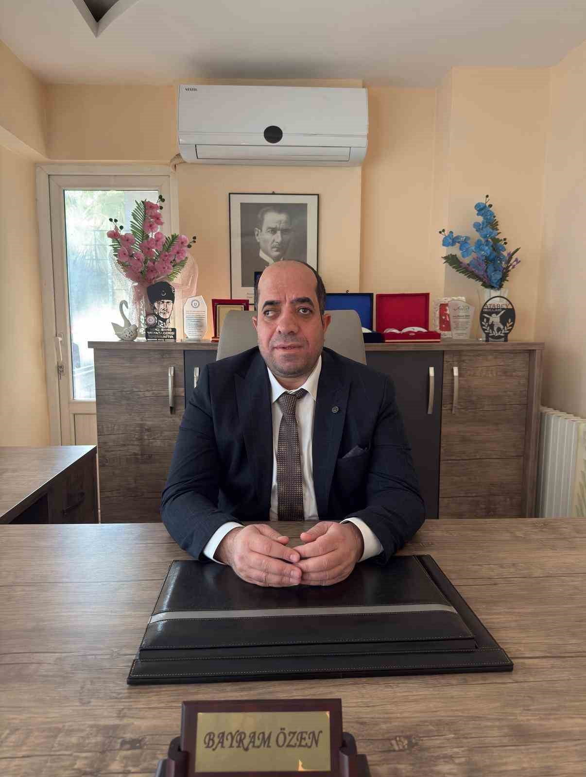 ALTI NOKTA KÖRLER DERNEĞİ AYDIN ŞUBE BAŞKANI BAYRAM ÖZEN, 4 OCAK DÜNYA BRAİLLE GÜNÜ DOLAYISIYLA...