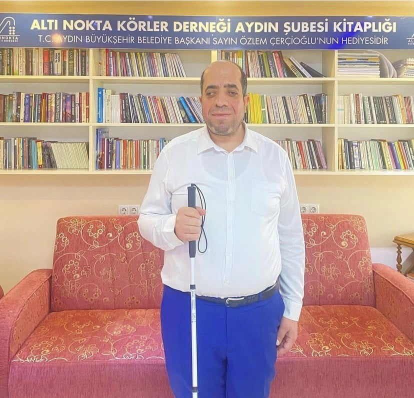 ALTI NOKTA KÖRLER DERNEĞİ AYDIN ŞUBE BAŞKANI ÖZEN: "BEYAZ BASTON ÖZGÜRLÜKTÜR"