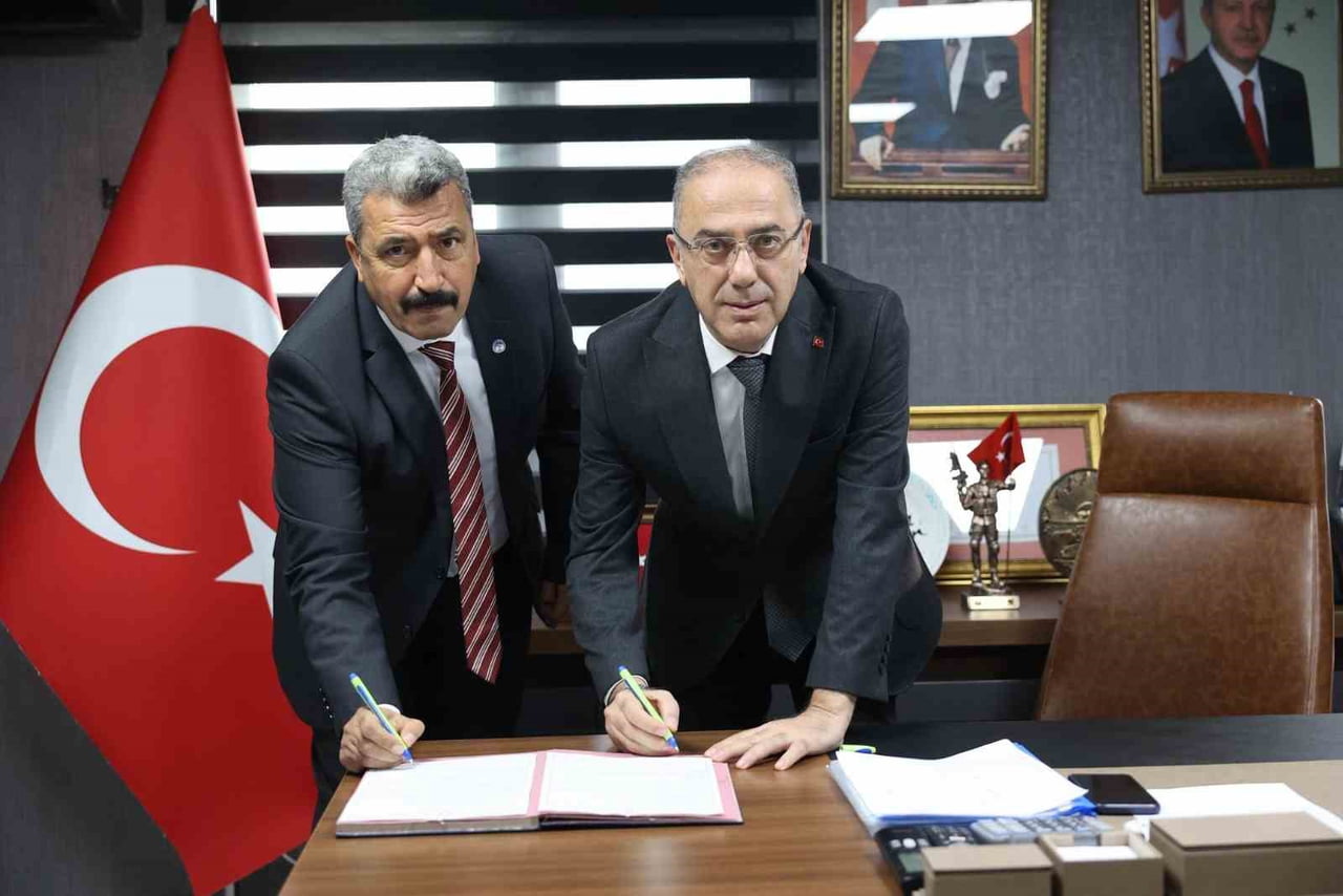 ANTAKYA BELEDİYE BAŞKANI İBRAHİM NACİ YAPAR, MEMUR-SEN’E BAĞLI BEM-BİR-SEN İLE MEMUR PERSONELİNİ...