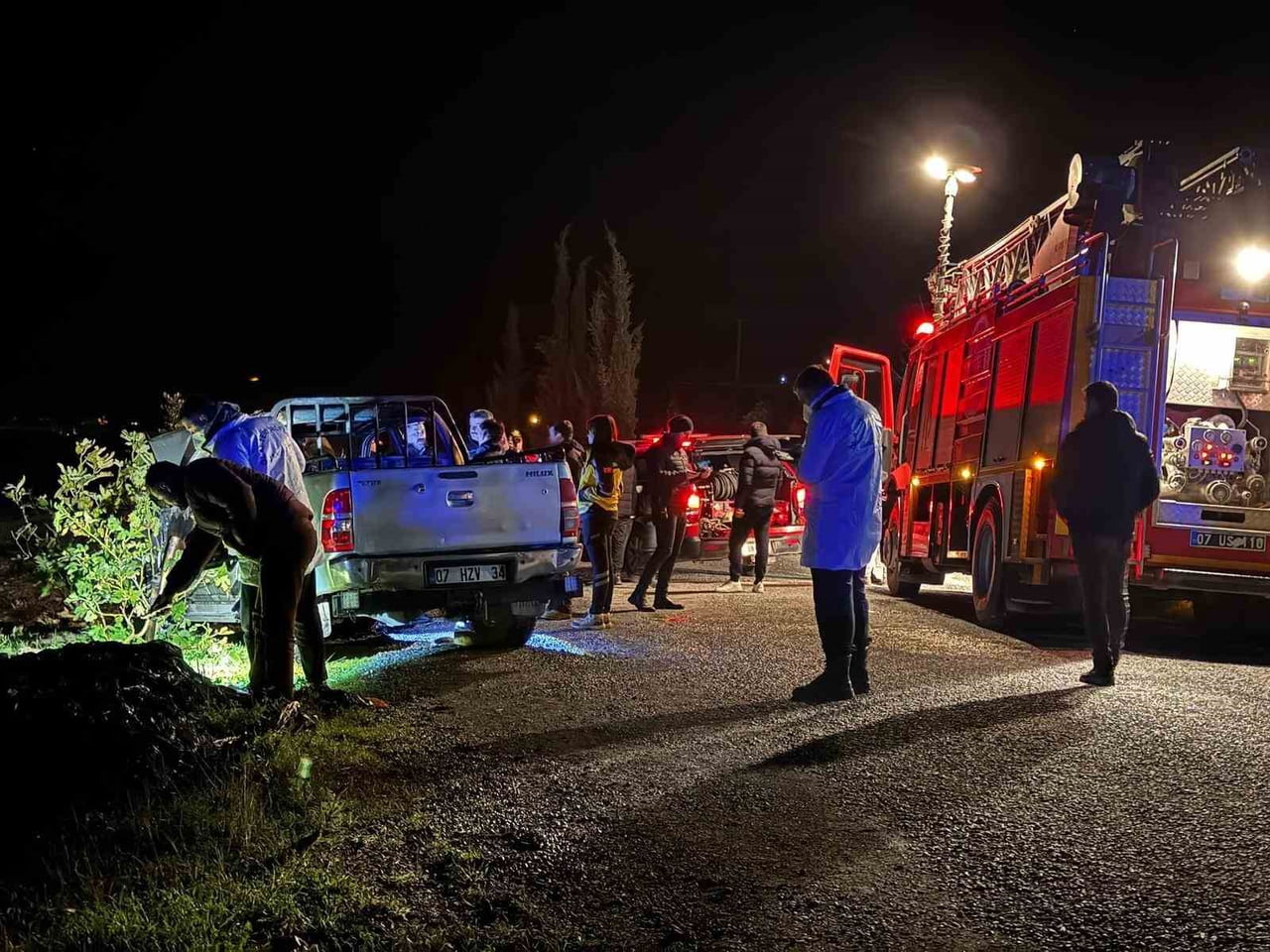 ANTALYA'NIN GAZİPAŞA İLÇESİNDE DÜN AKŞAM ARAÇ İÇERİSİNDE YANMIŞ HALDE BİR ERKEK CESEDİ...