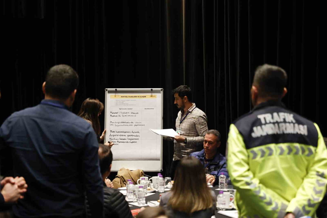 ANTALYA’DA ULAŞIM SORUNLARINI ÇÖZMEK, ÇEVRESEL VE SOSYAL HEDEFLERLE UYUMLU, SÜRDÜRÜLEBİLİR BİR...