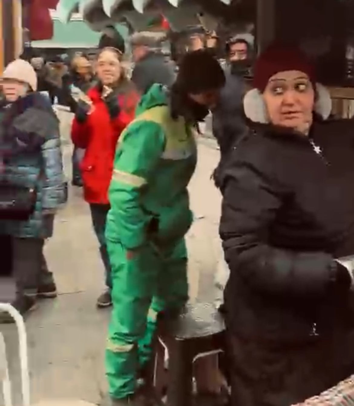 ASKERLİK GÖREVİNDEN SONRA ESKİŞEHİR’E DÖNEN VE "VATANİ GÖREVİMİ YERİNE GETİRDİM ANACIĞIM" DİYEREK...