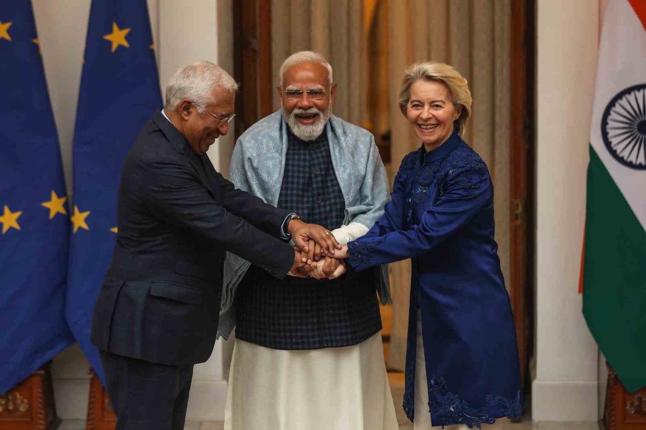 AVRUPA BİRLİĞİ (AB) KOMİSYONU BAŞKANI URSULA VON DER LEYEN, HİNDİSTAN'LA YAKLAŞIK 20 YIL SÜREN...