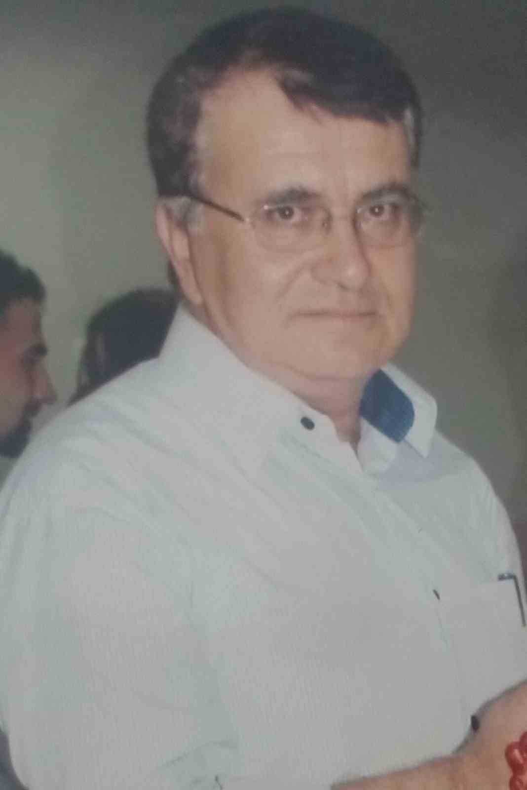 AYDIN'IN EFELER İLÇESİNDE İDDİAYA GÖRE ÖNCE EVİ VE ARABASINI ATEŞE VERİP SONRA SİLAHLA KENDİSİNİ...