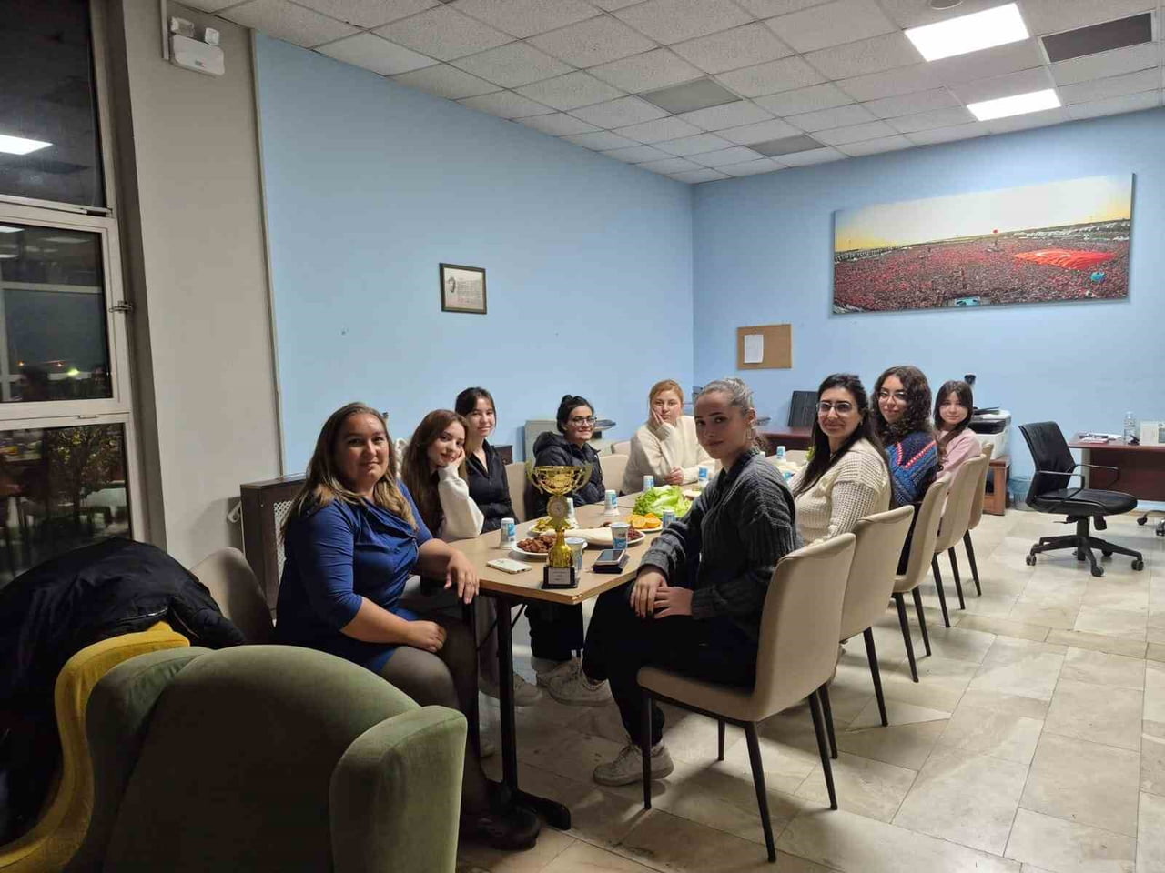 AYDIN’DAKİ ÖĞRENCİ YURTLARINDA SINAV DÖNEMİNDE GENÇLERİN MOTİVASYONUNU ARTIRMAK AMACIYLA 'BİZ BİZE...