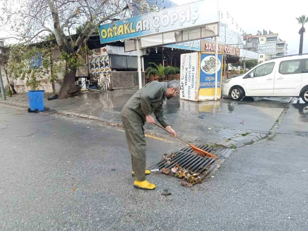 AYDIN’IN GERMENCİK İLÇESİ METREKAREYE EN ÇOK YAĞIŞ ALAN İLÇE OLURKEN, BELEDİYE BAŞKANI BURAK...