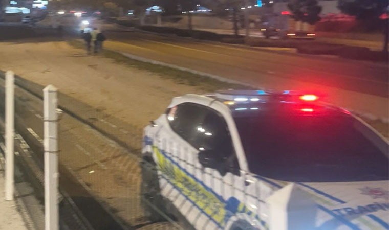 AYDIN’IN KUŞADASI İLÇESİNDE MEYDANA GELEN TRAFİK KAZASINDA, MOTOSİKLET SÜRÜCÜSÜ 22 YAŞINDAKİ...