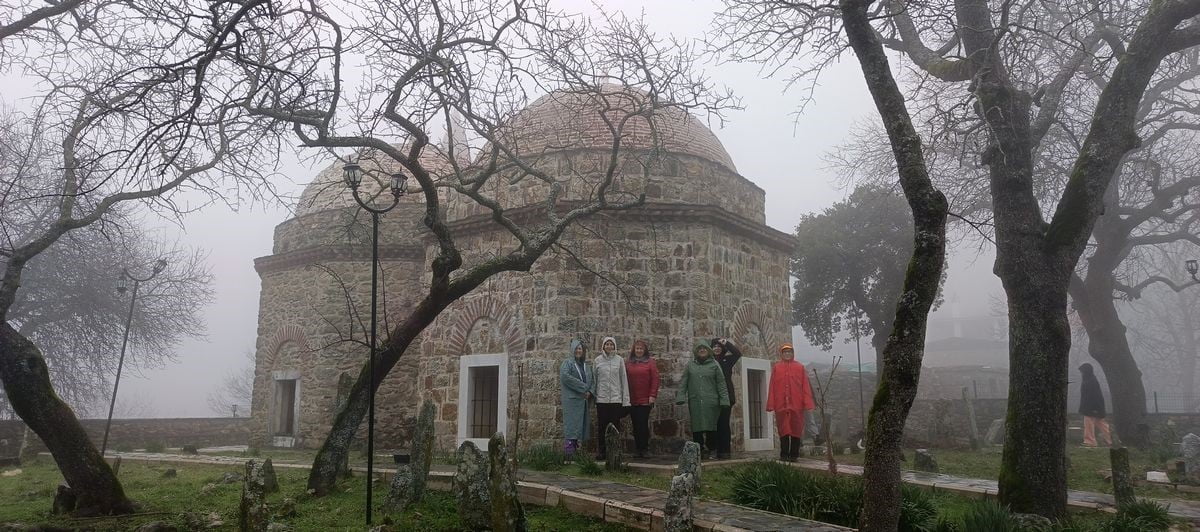 AYDINLI DOĞASEVERLER, HORASAN ERENLERİNİN İZLERİNİ TAŞIYAN İKİZ (ESKİ) TÜRBE BÖLGESİNDEN...