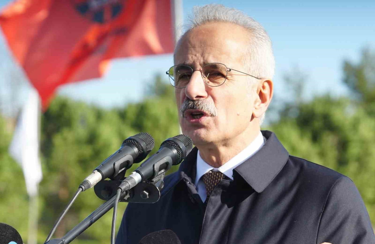 BAKAN ABDULKADİR URALOĞLU, SAMSUN’DA YEŞİLKENT KAVŞAĞI’NIN AÇILIŞ TÖRENİNE KATILDI.