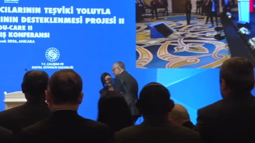 Bakan Işıkhan: "(CHP'nin emekli aylığı nöbeti) Mecliste nöbet tutacağınıza önce emeklilerimizin...