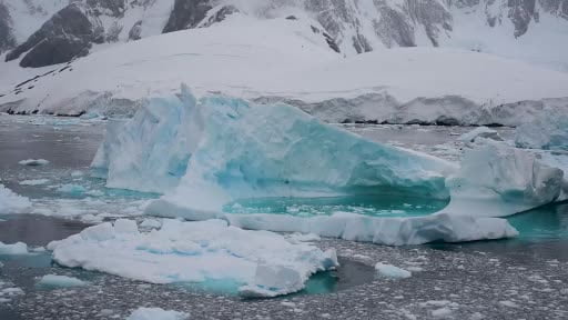 Bakan Kacır: "17 bilim insanı Antarktika'da özellikle iklim değişikliğine yönelik nitelikli...