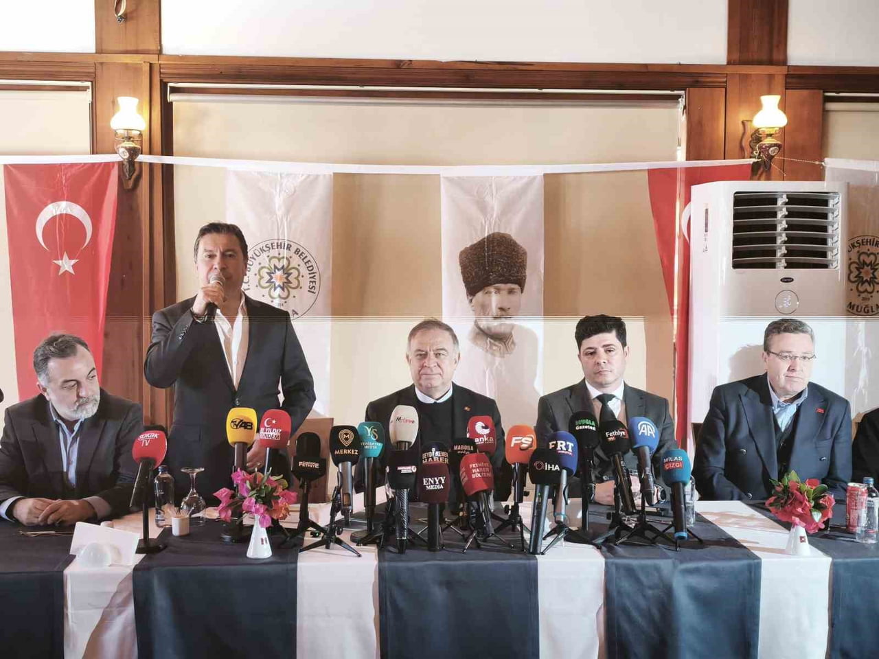 BAŞKAN ARAS’TAN YEREL BASINA VEFA "SİZLERİN ELEŞTİRİLERİ BİZİM YOL GÖSTERİCİMİZ"