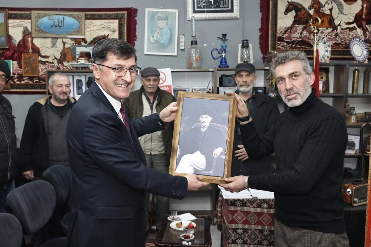 BAŞKAN EYÜP KAHVECİ ANTİKA VE MEZAT BULUŞMALARINA KATILDI