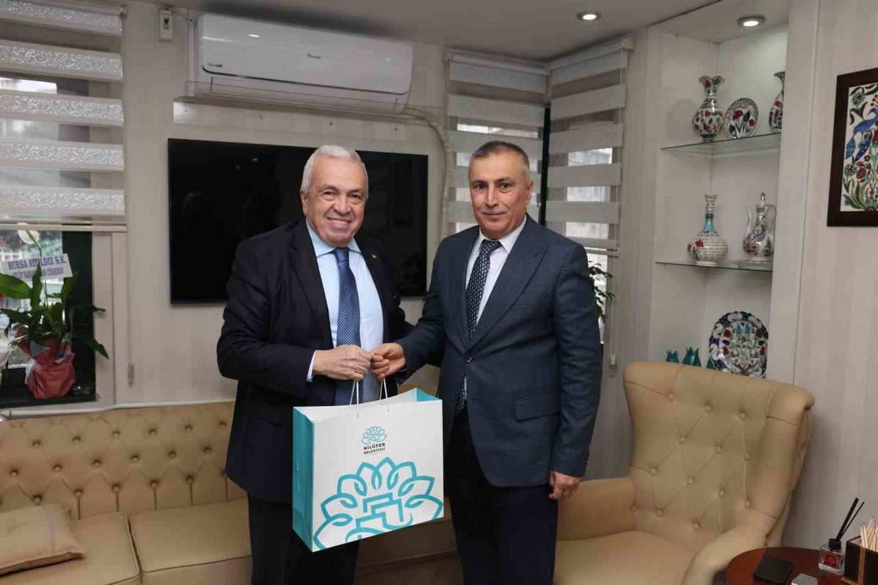 BAŞKAN ŞADİ ÖZDEMİR’DEN İL MİLLİ EĞİTİM MÜDÜRÜ GÜRHAN ÇOKGEZER’E ZİYARET