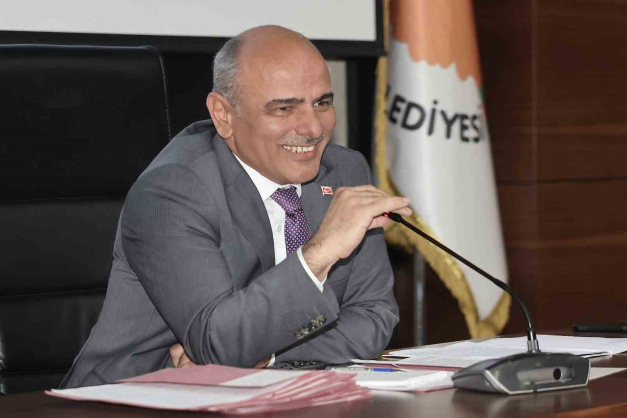 BELEDİYE BAŞKANI ŞENER SÖĞÜT