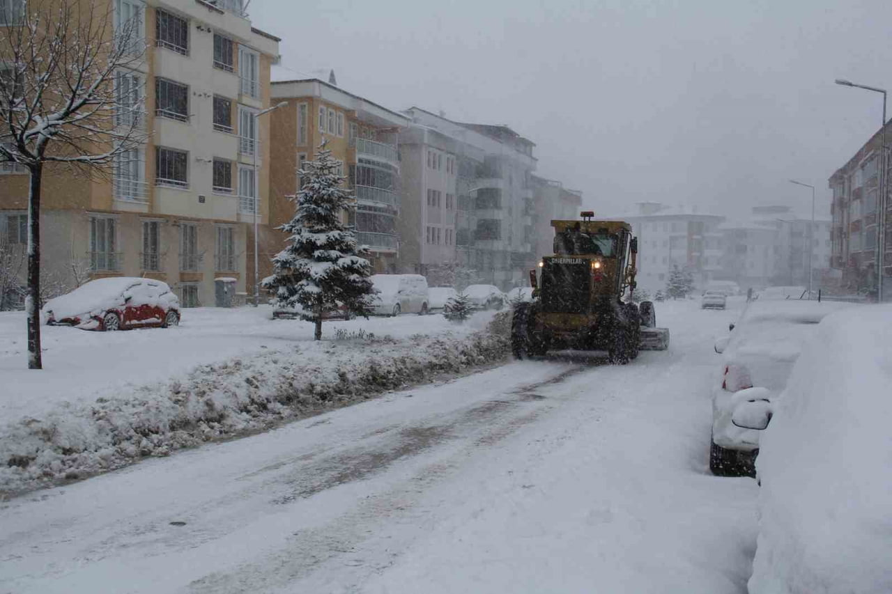 BELEDİYELERDEN TEDBİR UYARILARI PEŞ PEŞE GELDİ