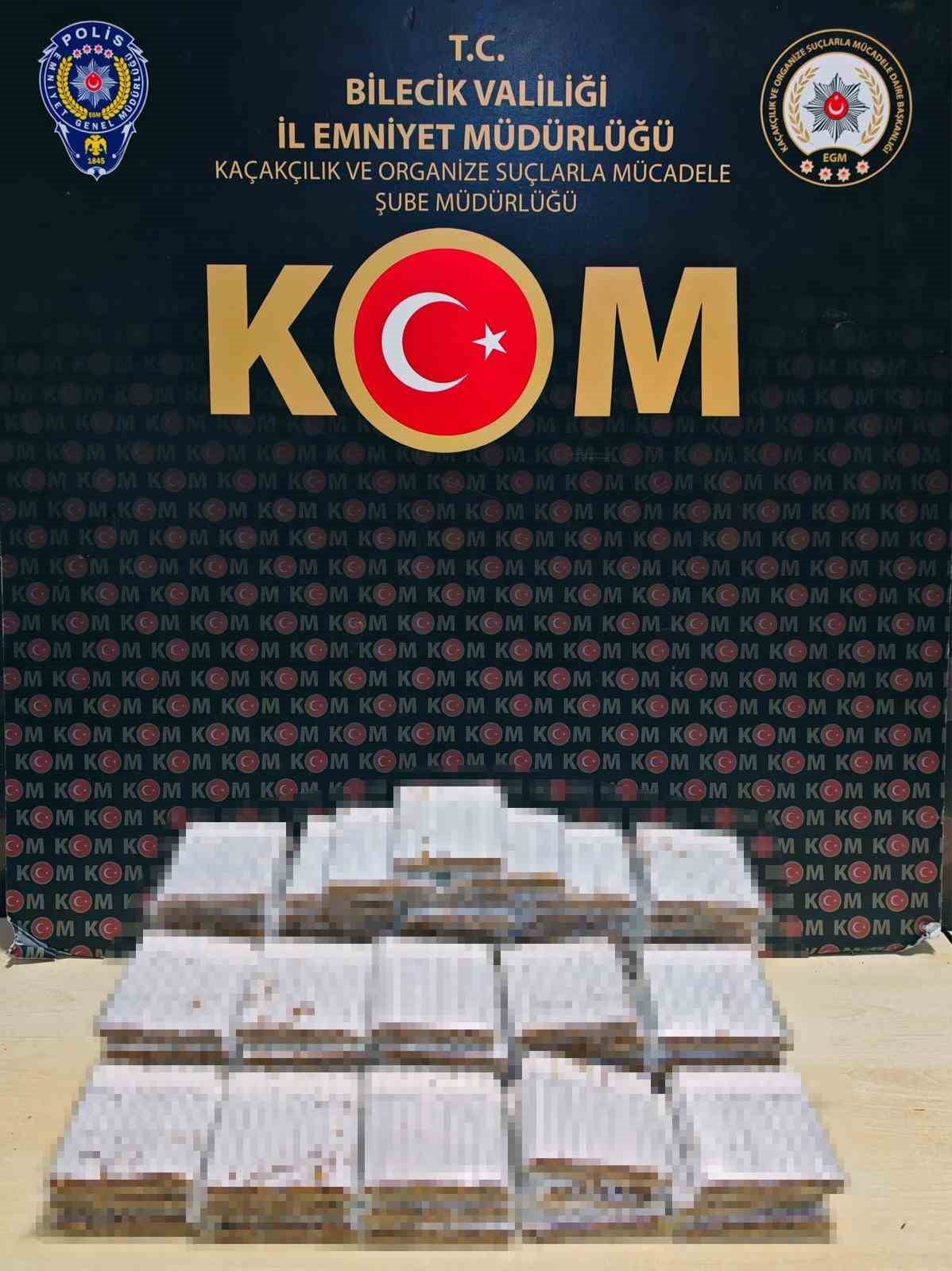 BİLECİK'TE GERÇEKLEŞTİRİLEN KAÇAKÇILIK OPERASYONUNDA 7 BİN 960 ADET MAKARON ELE...