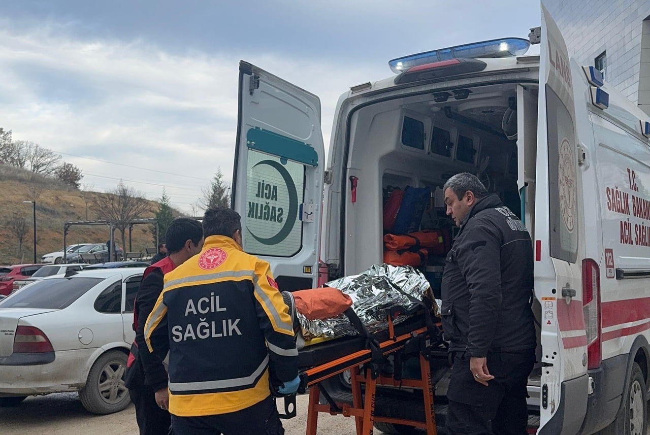 BİLECİK EĞİTİM VE ARAŞTIRMA HASTANESİ’NDE KIRMIZI KOD TATBİKATI GERÇEKLEŞTİRİLDİ