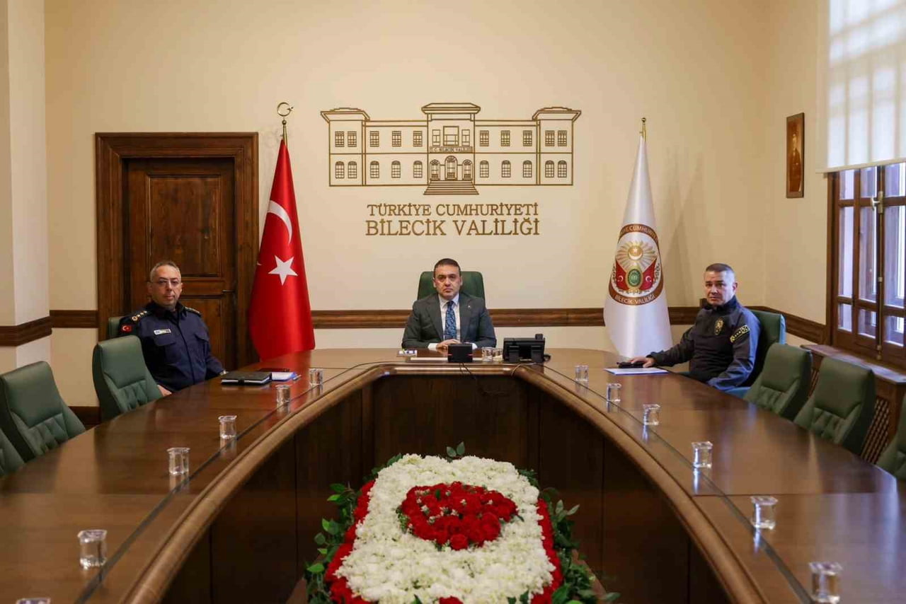 BİLECİK’TE GÜVENLİK TOPLANTISI GERÇEKLEŞTİRİLDİ