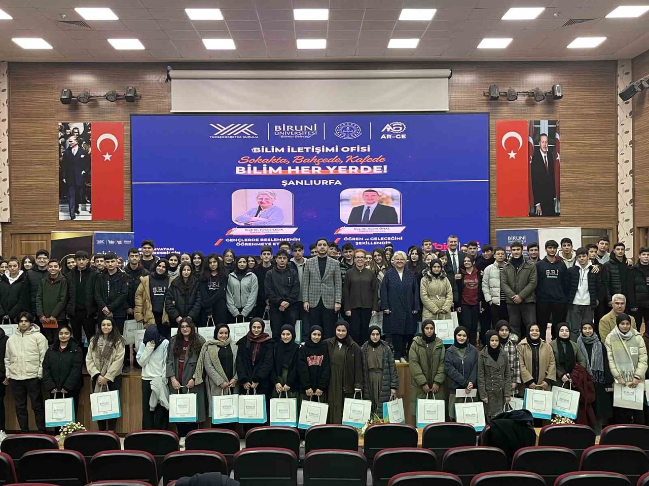 BİLİM KAFE BULUŞMALARI, GÜNEYDOĞU VE AKDENİZ BÖLGELERİNDE YER ALAN 6 İLDE...