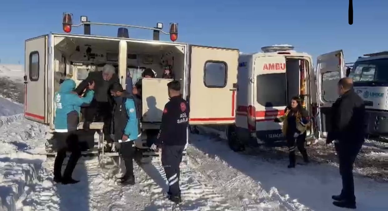 BİNGÖL’DE UMKE EKİPLERİ ZORLU KIŞ ŞARTLARINDA HASTAYA UMUT OLDU