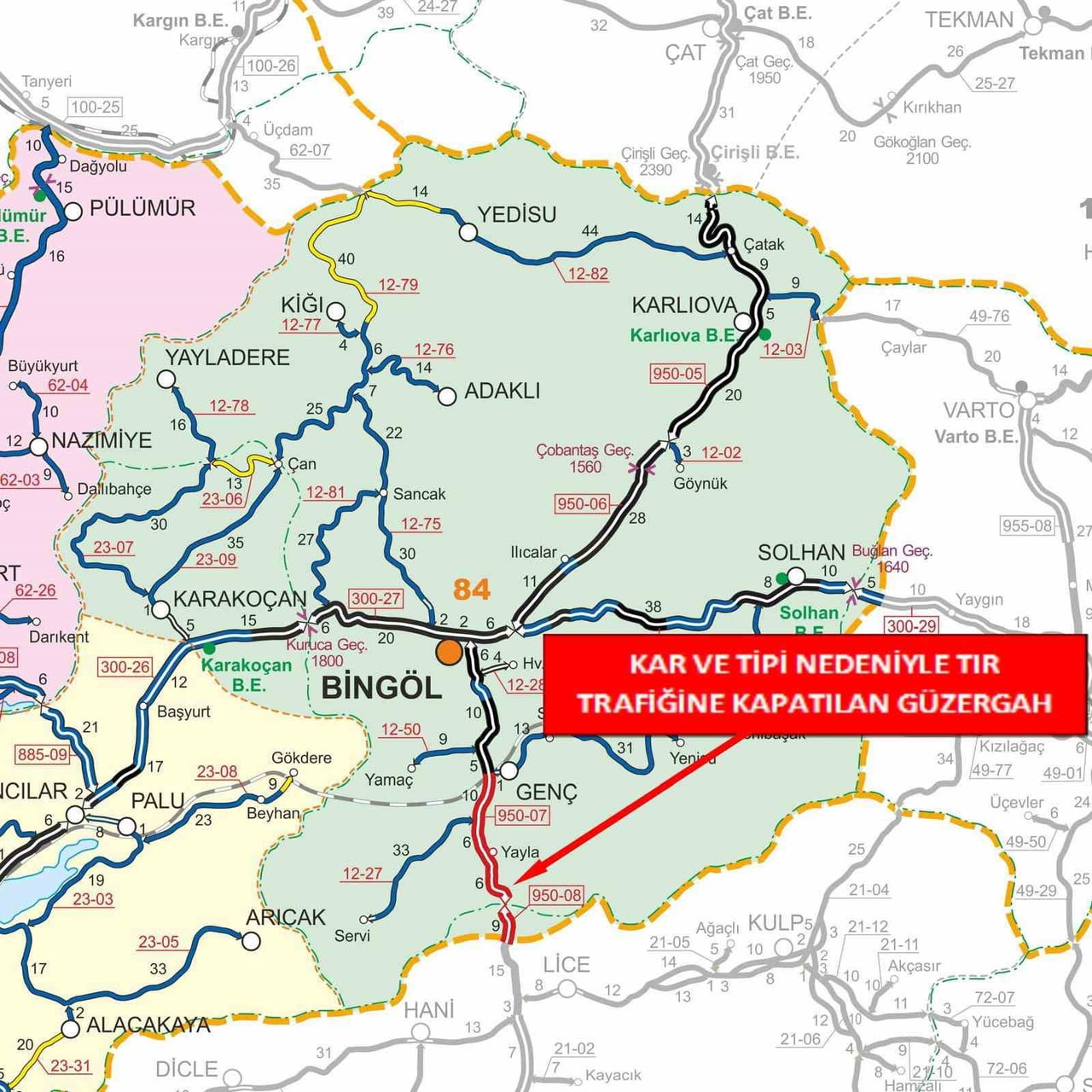BİNGÖL-DİYARBAKIR KARAYOLU TIR TRAFİĞİNE KAPANDI