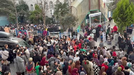 Boğazı kesilerek öldürülen pazarcı toprağa verildi