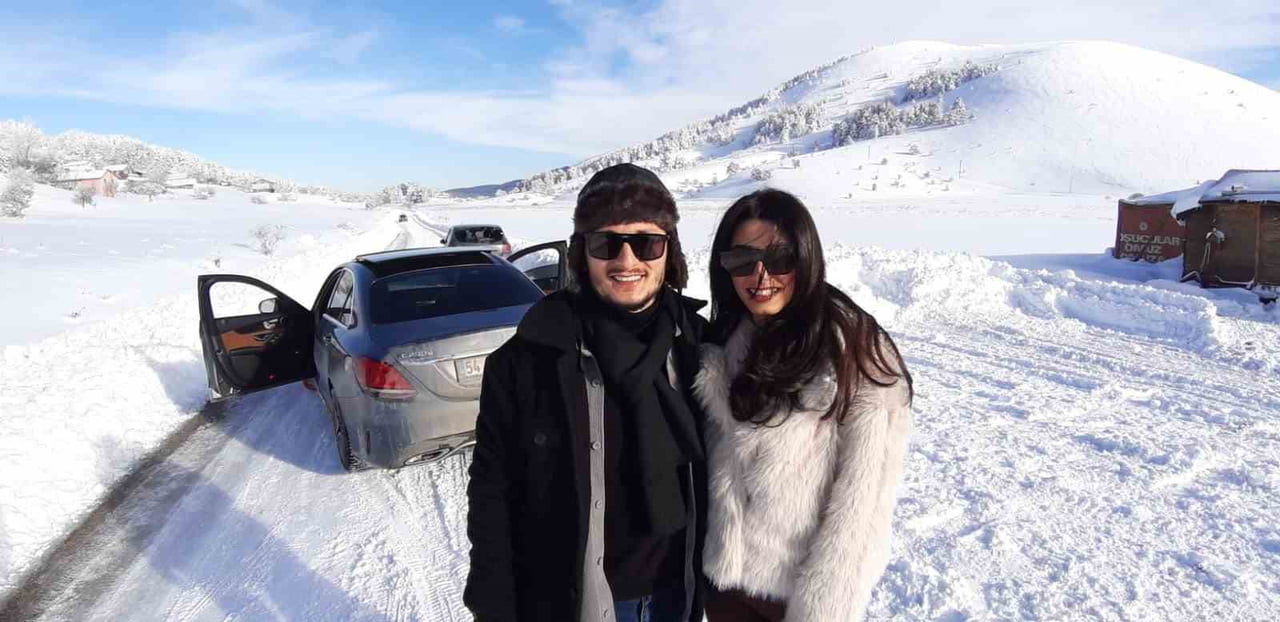 BOLU’DA GÜNLERDİR ARALIKSIZ SÜREN KAR YAĞIŞIYLA BEYAZA BÜRÜNEN ABANT GÖLÜ, KARTPOSTALLIK...