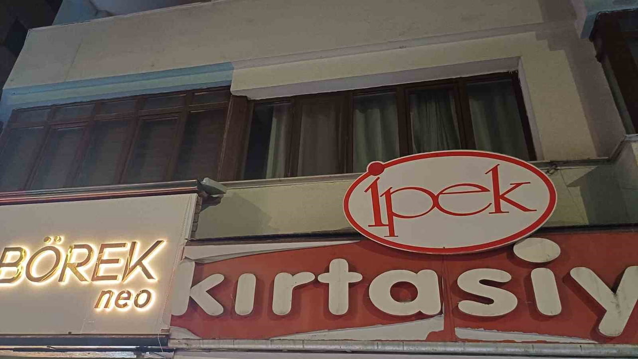 BOLU’DA, KATAR UYRUKLU KİŞİYE AİT DAİREDE BAŞLAYAN VE EV SAHİBİ YURT DIŞINDA OLDUĞU İÇİN 15 GÜNDÜR...