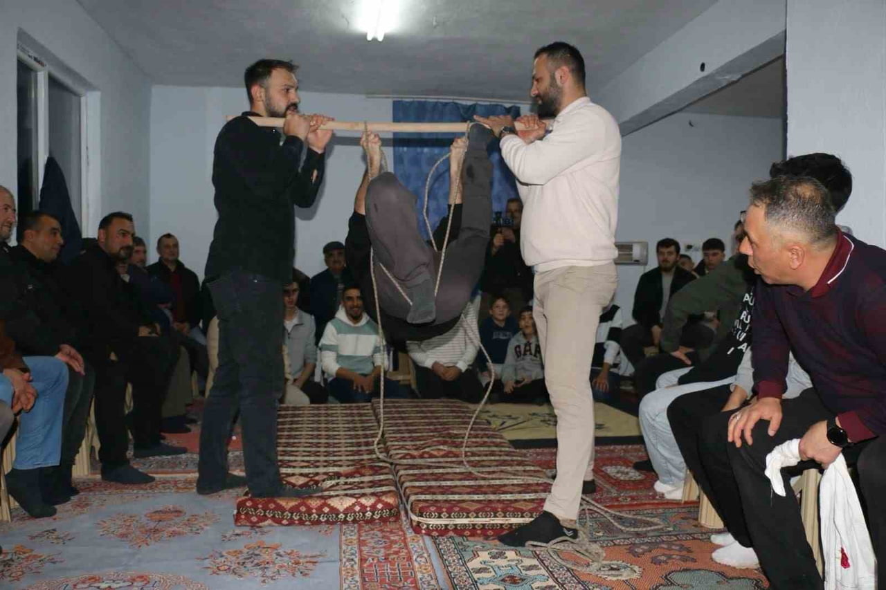 BOLU’NUN MUDURNU İLÇESİNDE, OSMANLI DÖNEMİNDEN GÜNÜMÜZE UZANAN VE KIŞ GECELERİNİN VAZGEÇİLMEZİ...