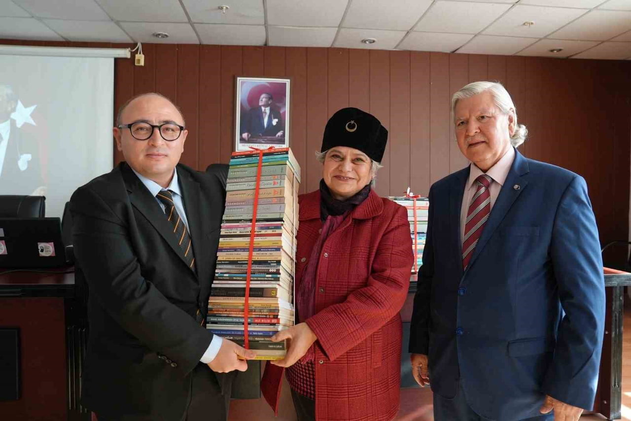 BU YIL 11'İNCİSİ DÜZENLENEN  '3 OCAK MERSİN’İN KURTULUŞU VE MERSİN KONULU ŞİİR YARIŞMASI'NIN...