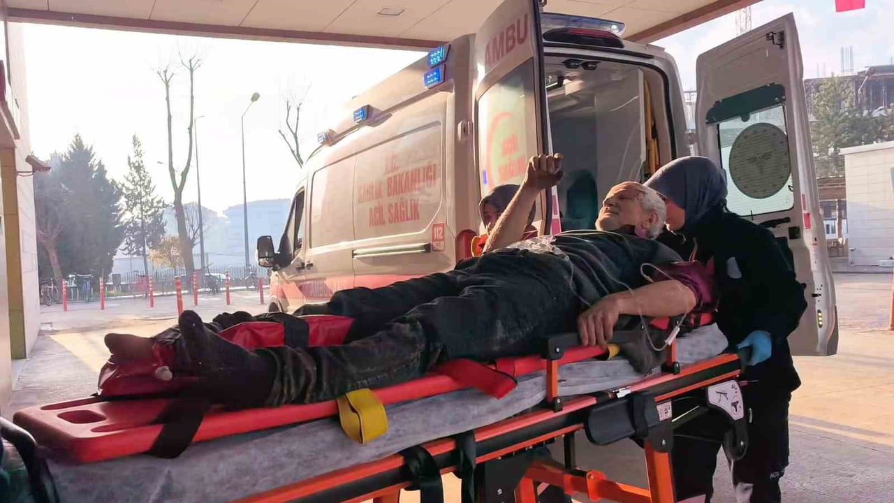 BURSA'NIN İNEGÖL İLÇESİNDE İNŞAAT MALZEMELERİ FİRMASININ DEPOSUNDA MEYDANA GELEN OLAYDA İNŞAAT...