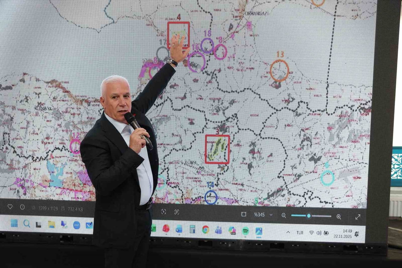 BURSA BÜYÜKŞEHİR BELEDİYE BAŞKANI MUSTAFA BOZBEY, ÇOK GENİŞ KESİMLERİN GÖRÜŞLERİNİ ALARAK 20 AYDIR...