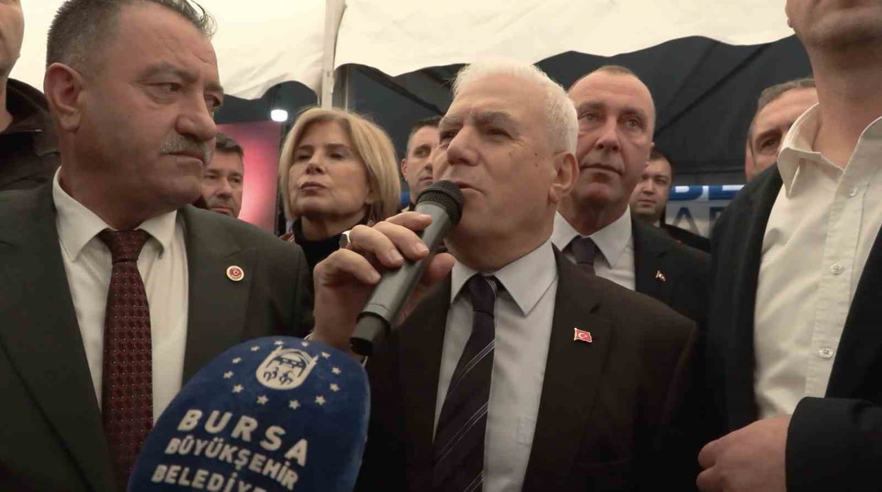 BURSA BÜYÜKŞEHİR BELEDİYE BAŞKANI MUSTAFA BOZBEY’İN YILDIRIM İLÇESİNDE GERÇEKLEŞTİRDİĞİ PROGRAM...