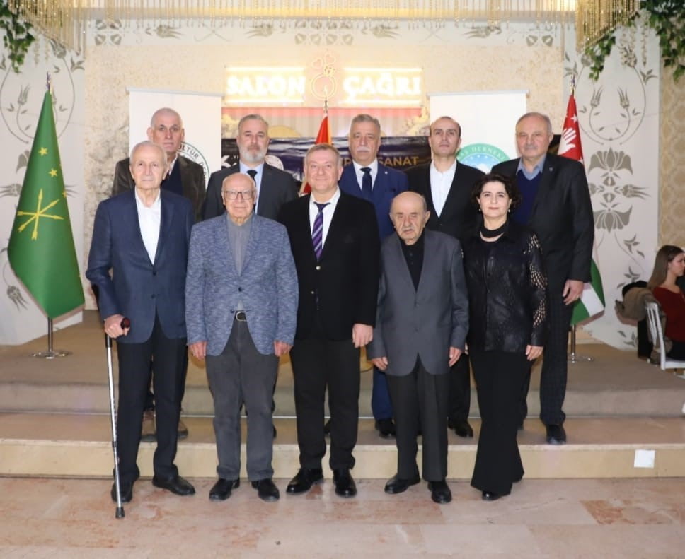 BURSA ÇERKES KÜLTÜR DERNEĞİNCE HALUJ GECESİ'NİN 24'ÜNCÜSÜ DÜZENLENDİ. DERNEK BAŞKANI LEVENT...