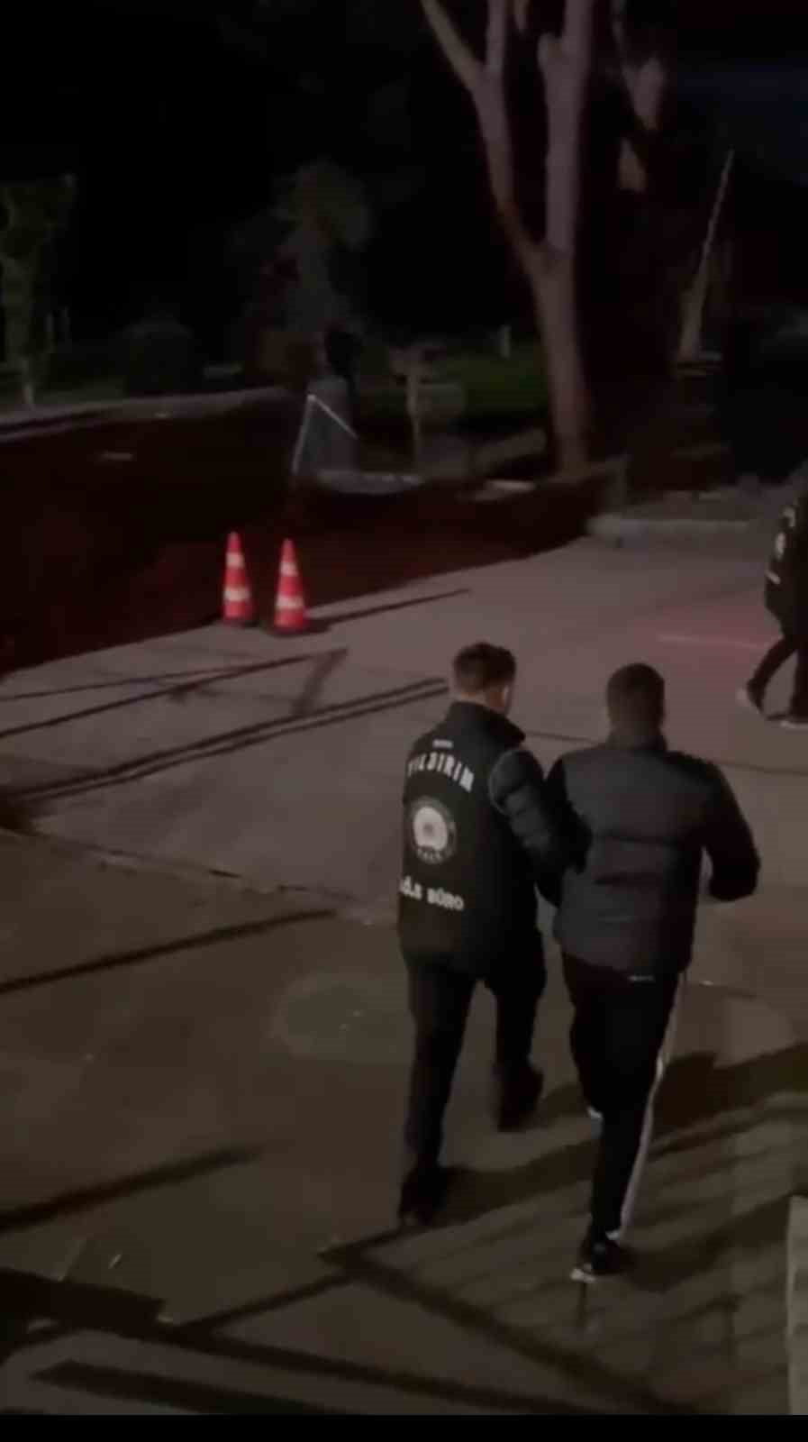 BURSA’DA KAÇAK TÜTÜN OPERASYONU: 460 KİLO TÜTÜN YAKALANDI