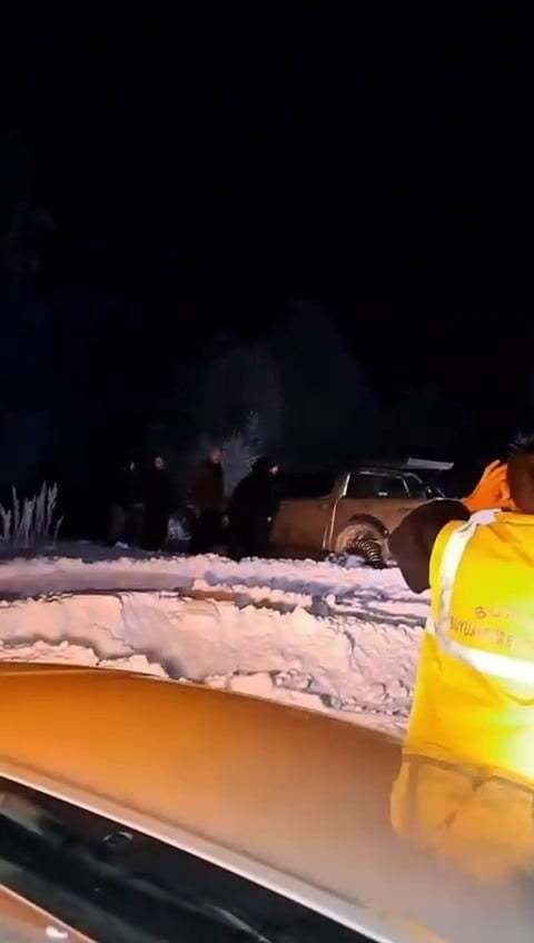 BURSA’DA YAYLADA MAHSUR KALAN 6 KİŞİ KURTARILDI